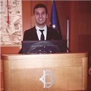 Laureando in giurisprudenza, con fluente conoscenza dell’inglese, offre ripetizioni online o in presenza nella città di Genova.